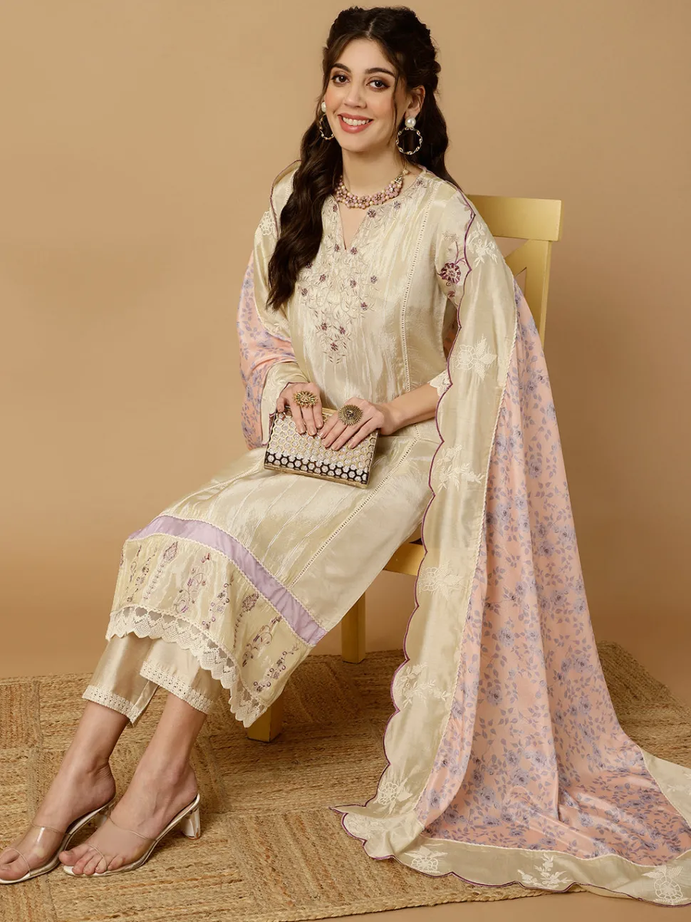 beige__lavender_zarodosi_jacquard_silk_kurta_with_pants_and_dupatta_2.webp Jaipur Kurti Beige & Lavender Zarodosi Jacquard Silk Kurta With Pants And Dupatta