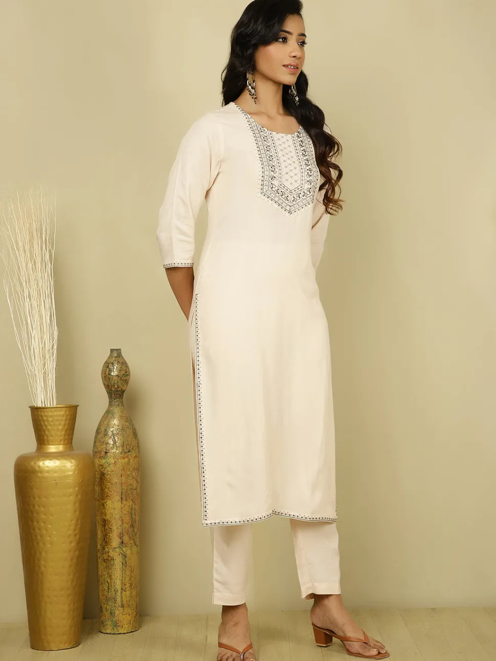 Jaipur Kurti Embroidered Festive Suit Set