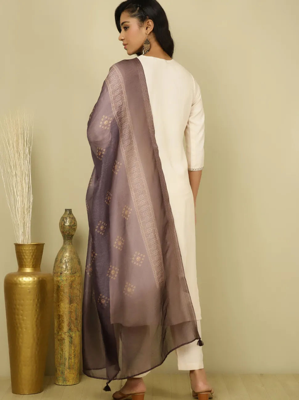 beige_embroidered_festive_suit_set_4.webp Jaipur Kurti Embroidered Festive Suit Set