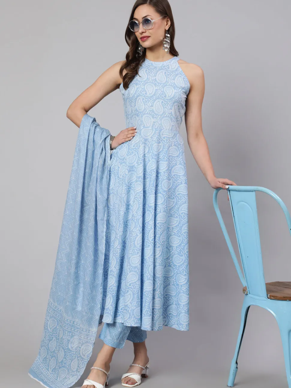 Jaipur Kurti Printed Halter Neck Kurta With Printed Pants AndDupatta