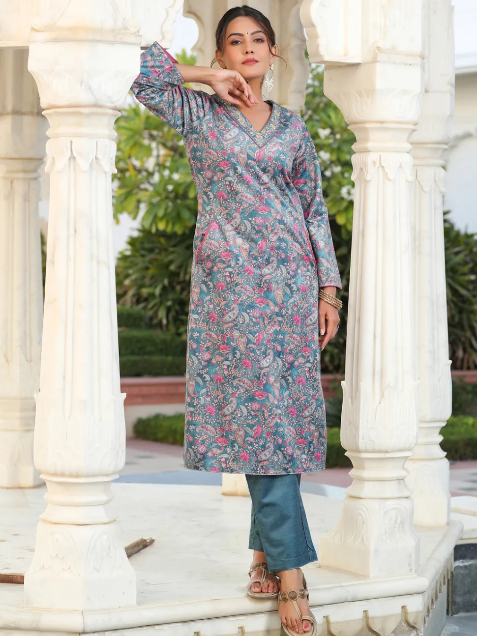 Jaipur Kurti Bottle Green Velvet Printed Embroidered Kurta Pair With Solid Velvet Pant