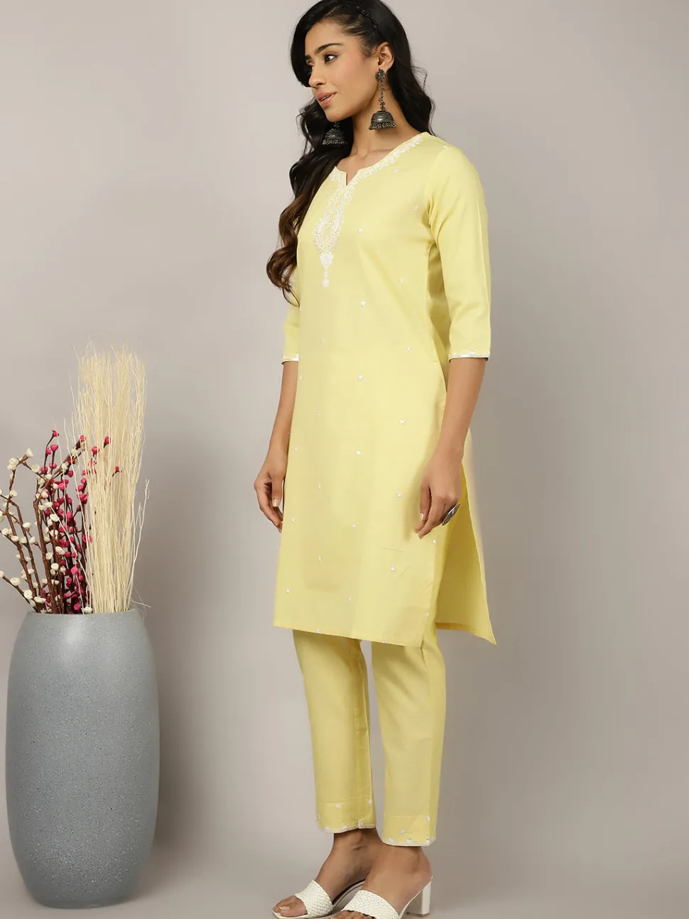 Jaipur Kurti Cotton Thread And Sequin Embroidered Suit Set