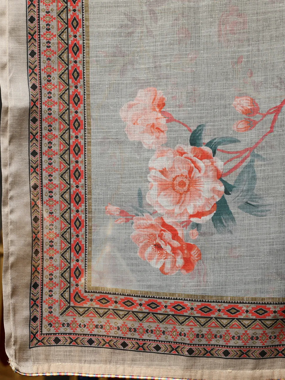 embroidered_beige_rose_print_pleated_kurta_with_pants_and_dupatta_8.webp Jaipur Kurti Embroidered Rose Print Pleated Kurta With Pants And Dupatta