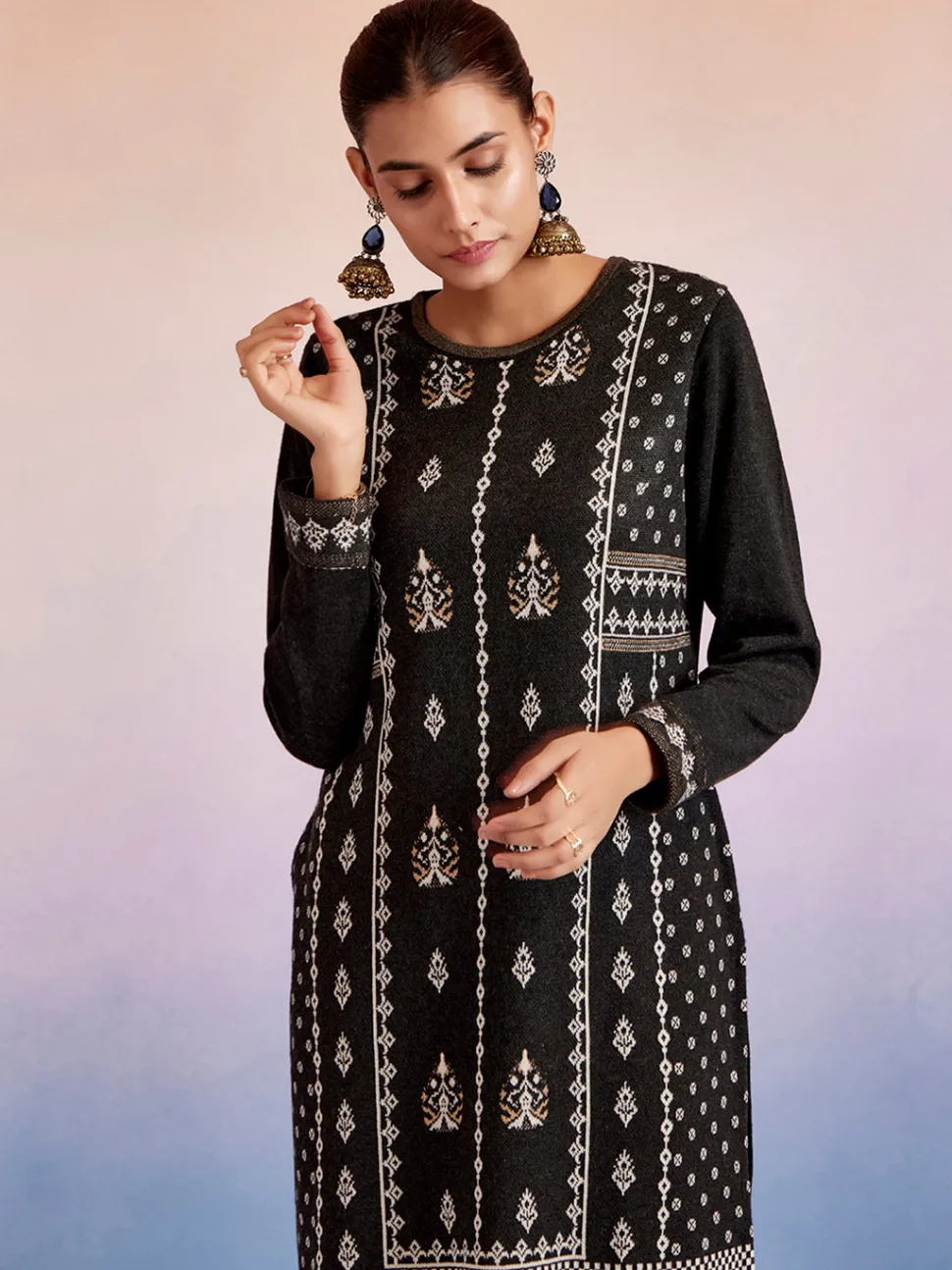 ethnic_motif_printed_black_woolen_kurta_set_3.webp Jaipur Kurti Ethnic Motif Printed Black Woolen Kurta Set