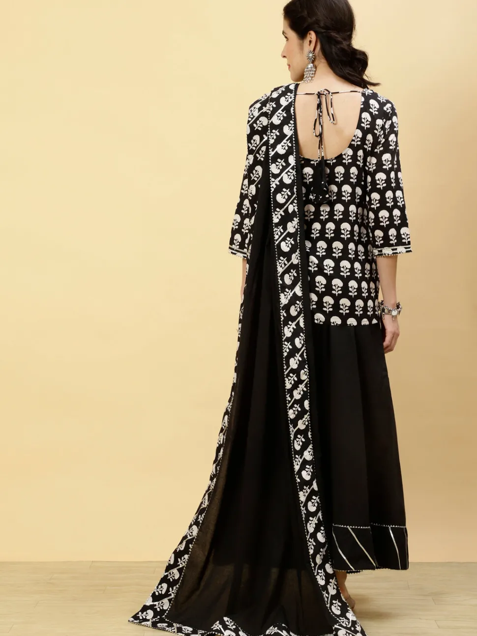ethnic_printed_black_short_kurti_with_skirt_and_dupatta_2.webp Jaipur Kurti Ethnic Printed Short Kurti With Skirt And Dupatta