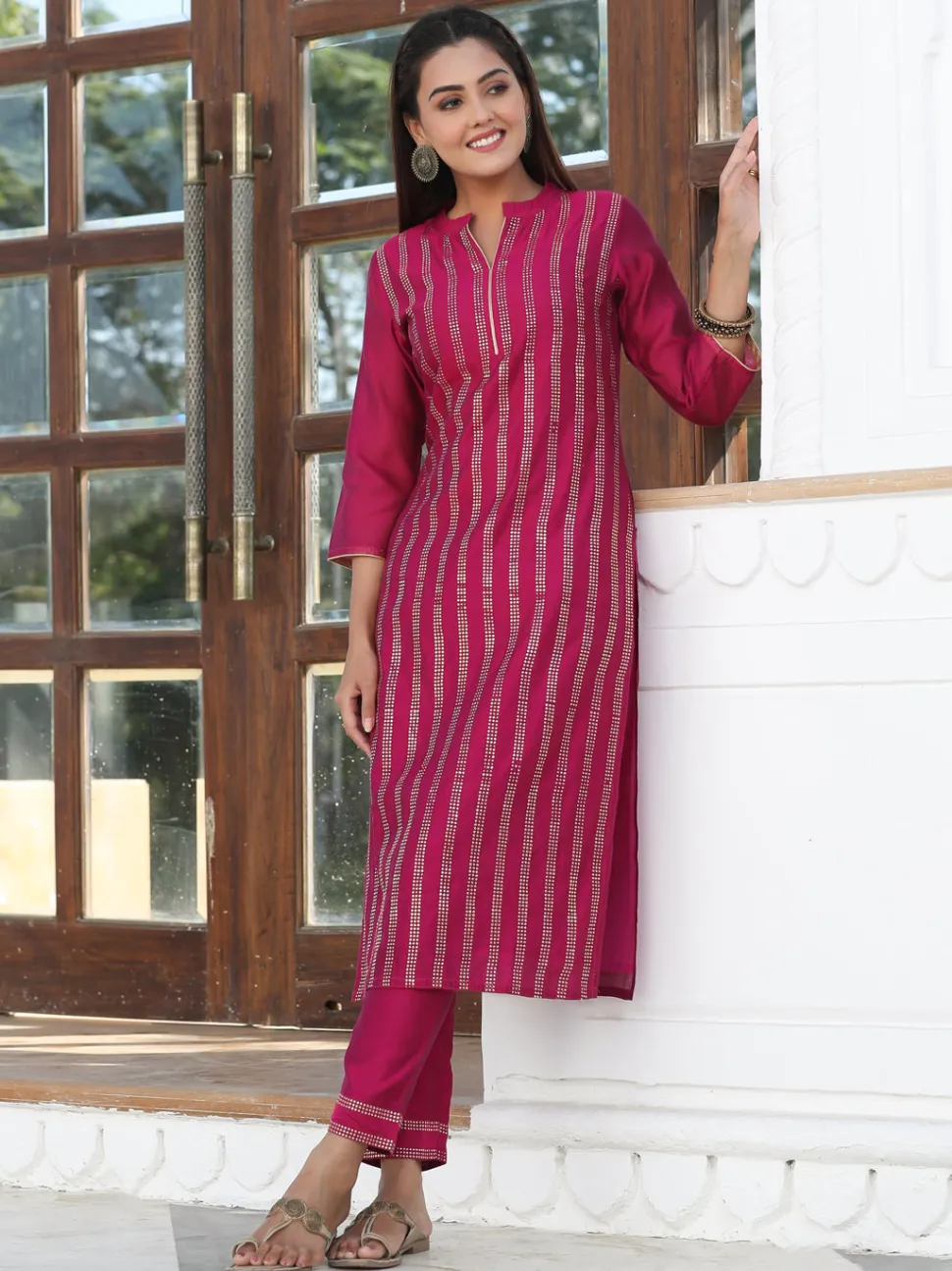 Jaipur Kurti Foil Printed Chanderi Straight Kurta Paired With Solid Pant