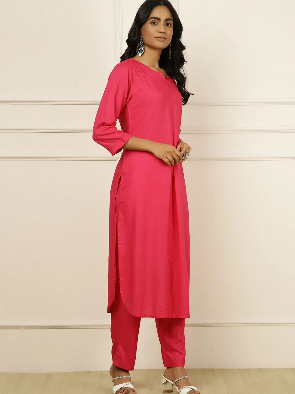 Jaipur Kurti Pleated Straight Kurta With Pants