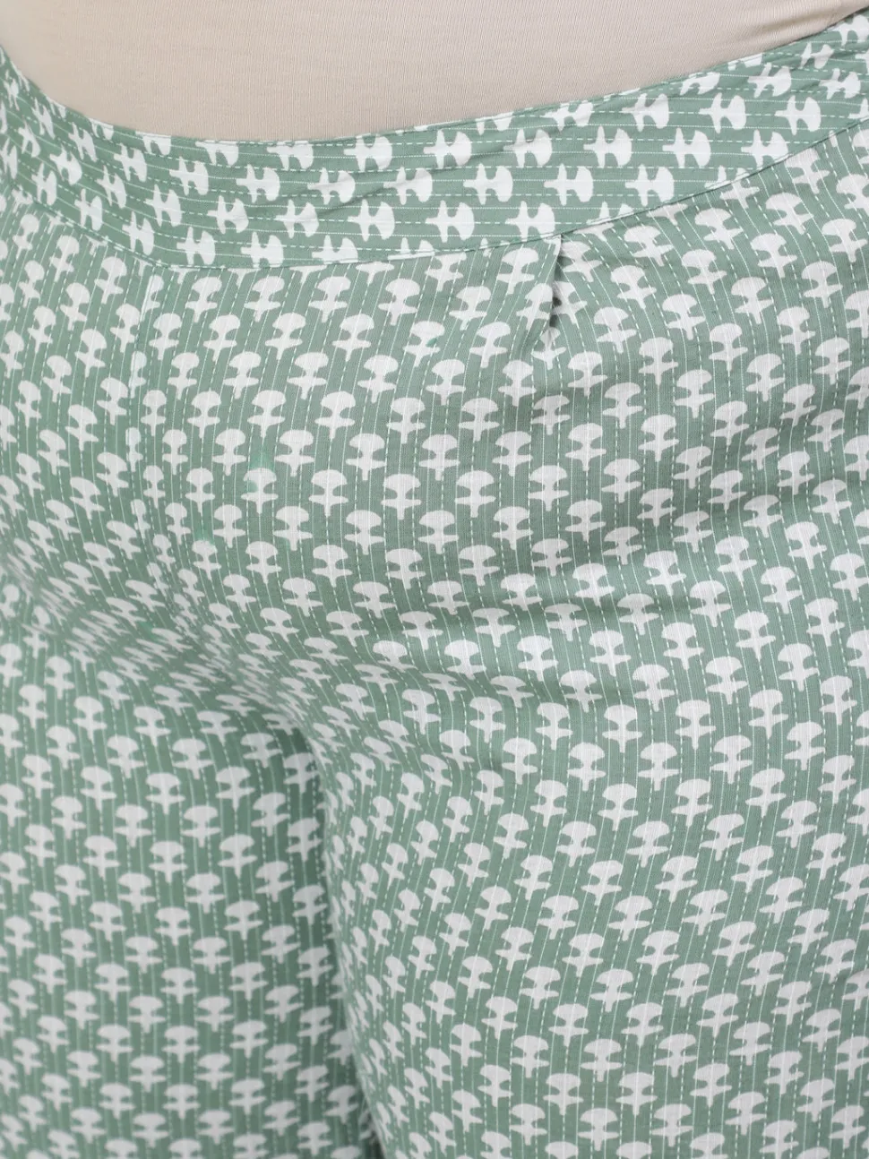 green_plus_size_woven_ethnic_print_embroidered_flared_laced_kurta_with_printed_palazzo_6.webp Jaipur Kurti Plus Size Woven Ethnic Print Embroidered Flared Laced Kurta With Printed Palazzo