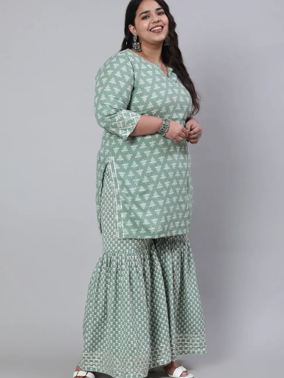 Jaipur Kurti Plus Size Woven Straight Printed Embroidered Kurta Set With Solid Dupatta