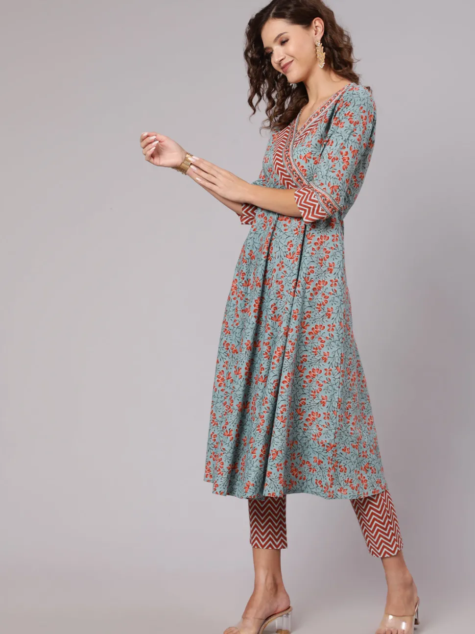 grey_cotton_printed_embellished_anarkali_kurta_with_pants_and_dupatta_3.webp Jaipur Kurti Cotton Printed Embellished Anarkali Kurta With Pants And Dupatta