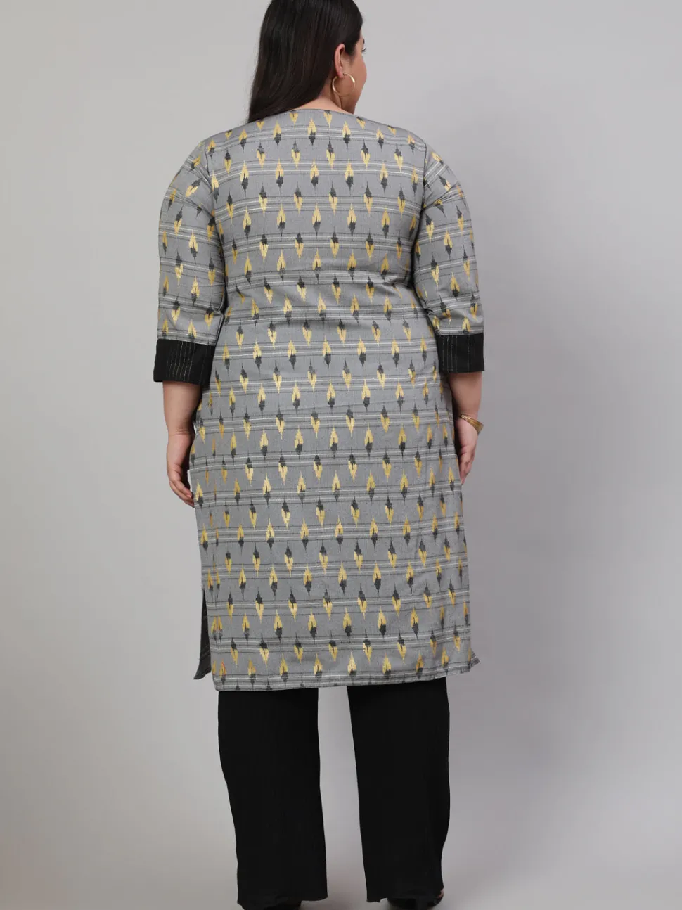 grey_plus_size_selfweaved_ikat_printed_straight_kurta_3.webp Jaipur Kurti Plus Size Self-Weaved Ikat Printed Straight Kurta