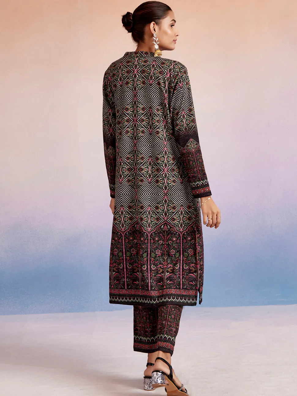 grey_woolen_ethnic_printed_coord_set_6.webp Jaipur Kurti Woolen Ethnic Printed Co-ord Set