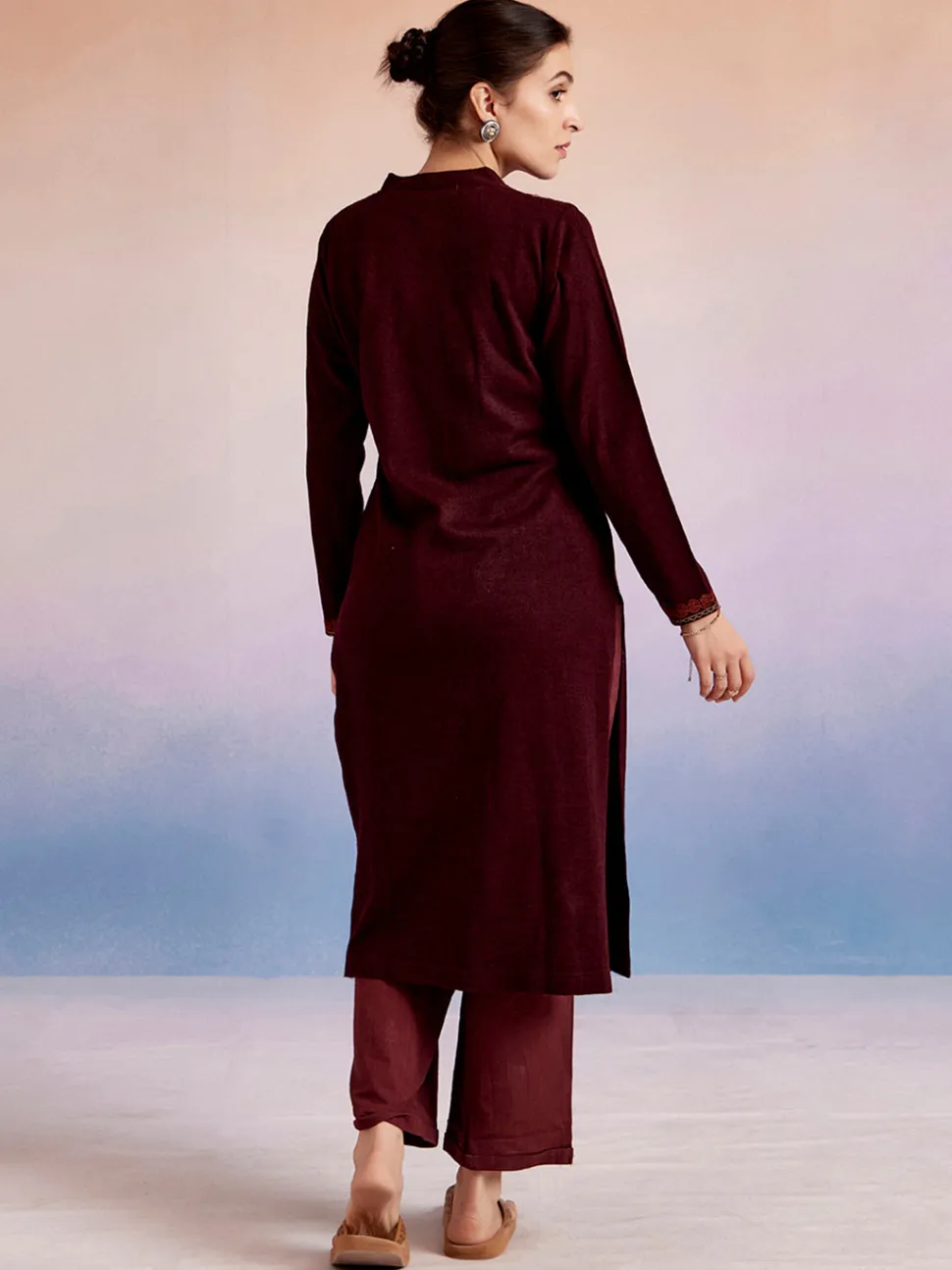 maroon_embroidered_woolen_straight_kurta_6.webp Jaipur Kurti Embroidered Woolen Straight Kurta