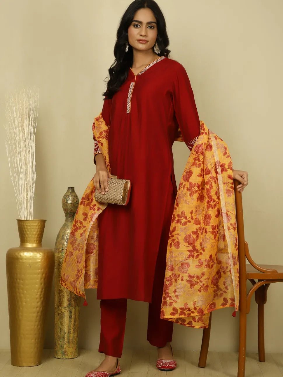 Jaipur Kurti Silk Blend Embroidered Suit Set
