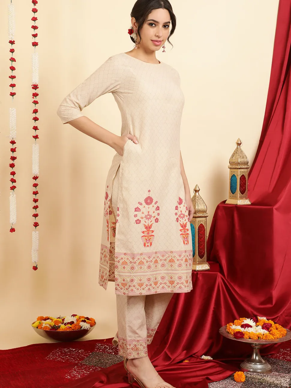 Jaipur Kurti Ethnic Motif Guldasta Cotton Straight Kurta With Pants And Dupatta