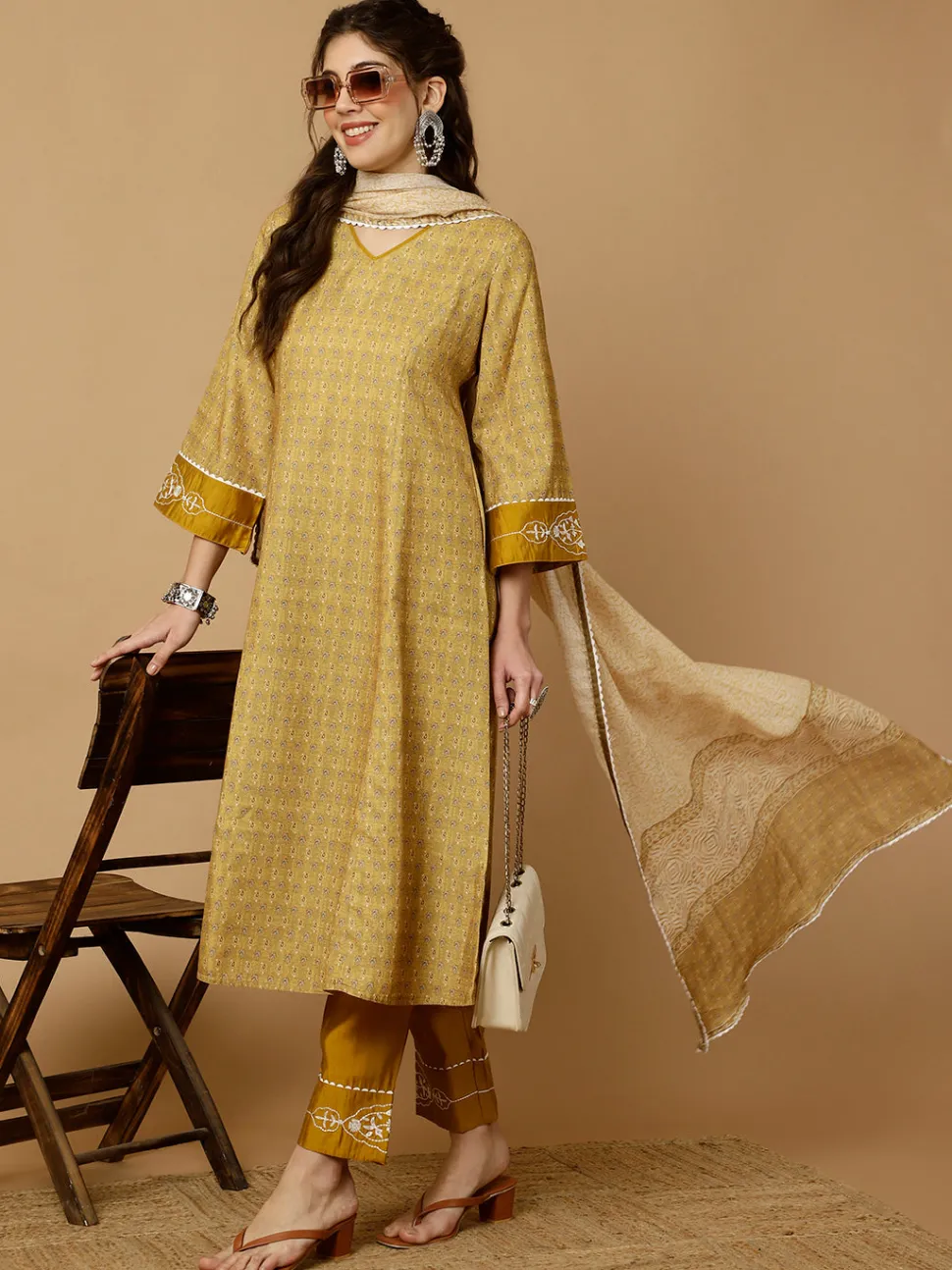 mustard_embroidered_pakistani_kurta_with_pants_and_dupatta_3.webp Jaipur Kurti EMBROIDERED PAKISTANI KURTA WITH PANTS AND DUPATTA