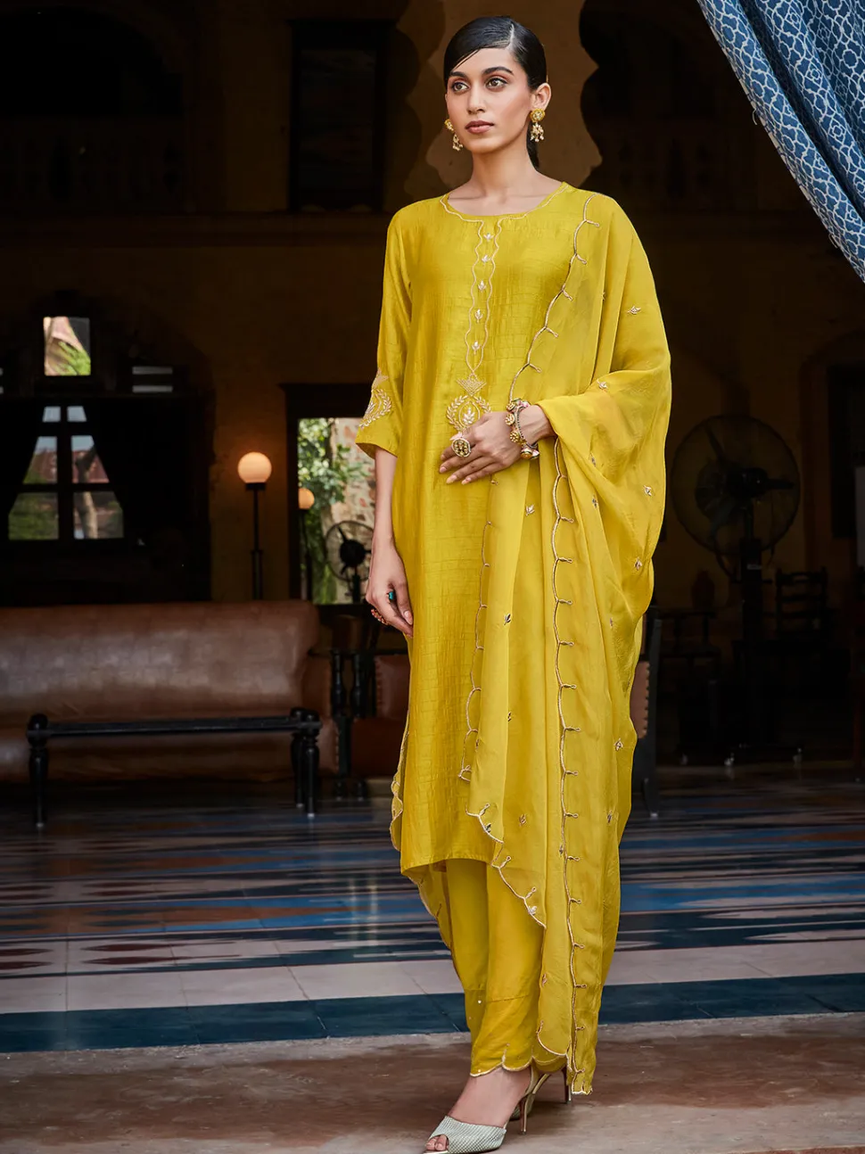 Jaipur Kurti Straight Solid Embroidered Silk Kurta With Palazzo And Organza Dupatta