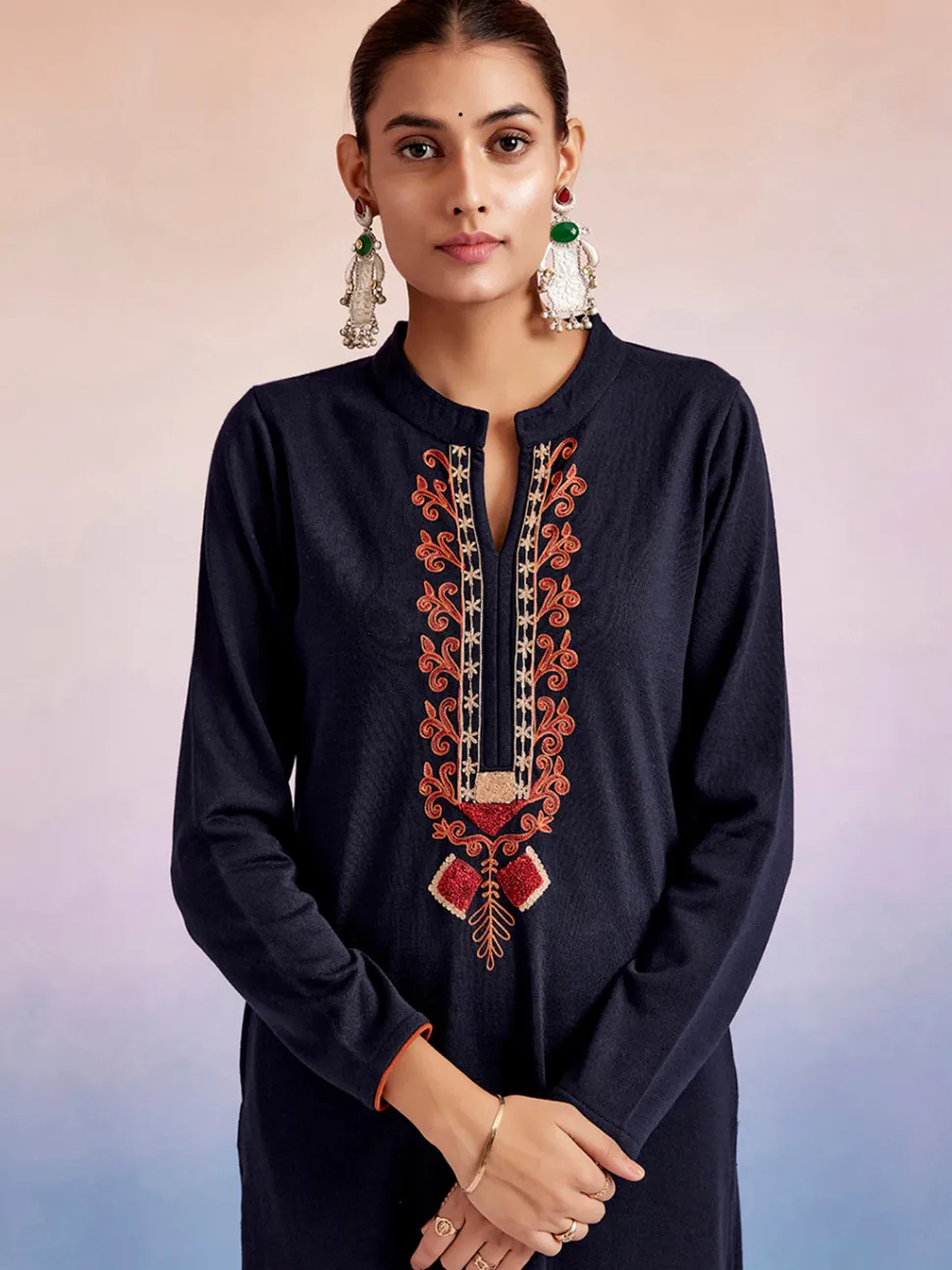 navy_blue_embroidered_straight_woolen_kurta_3.webp Jaipur Kurti Navy Blue Embroidered Straight Woolen Kurta