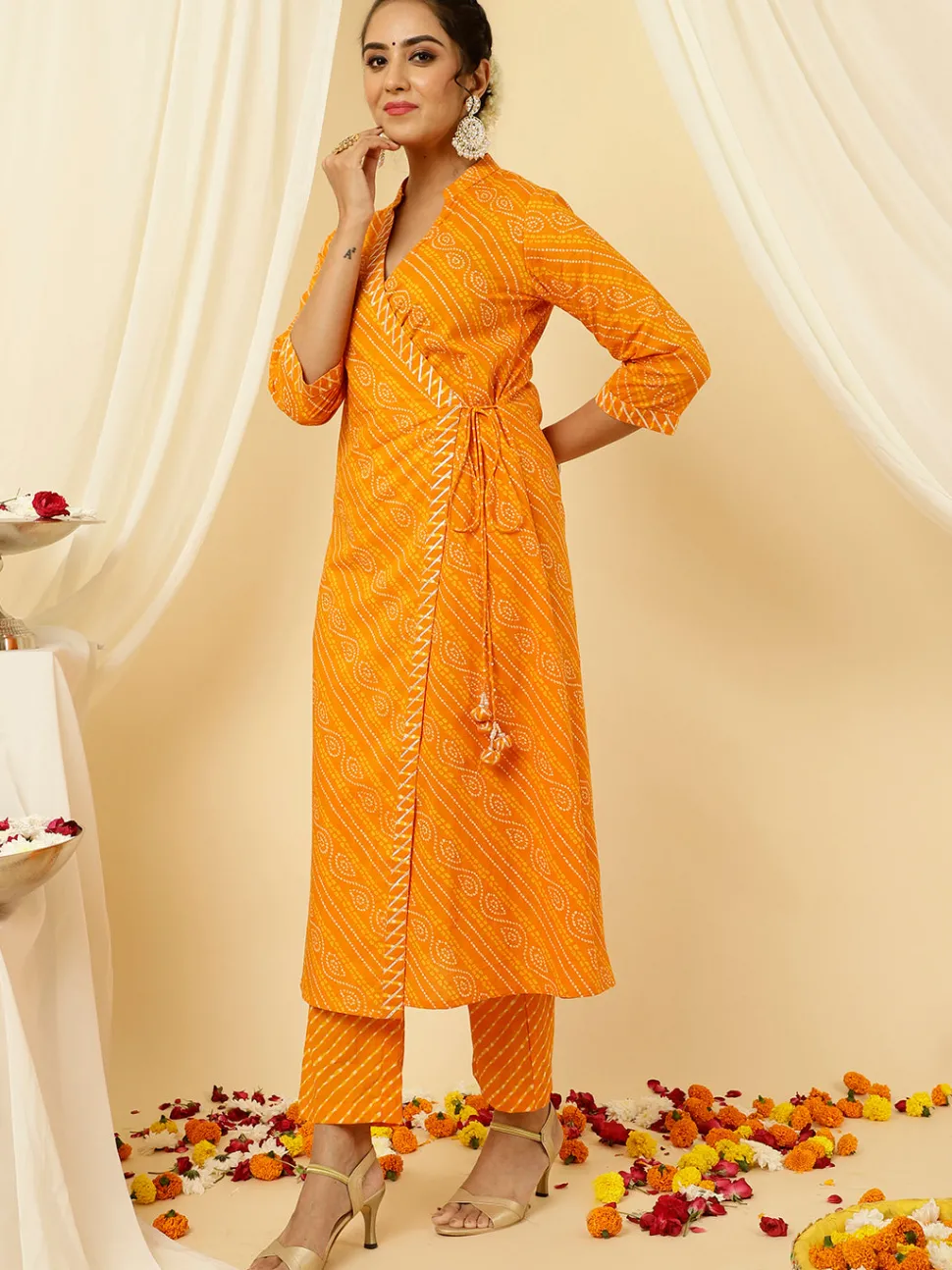 Jaipur Kurti Bandhani Angrakha Kurta With Leheriya Pants And Dupatta