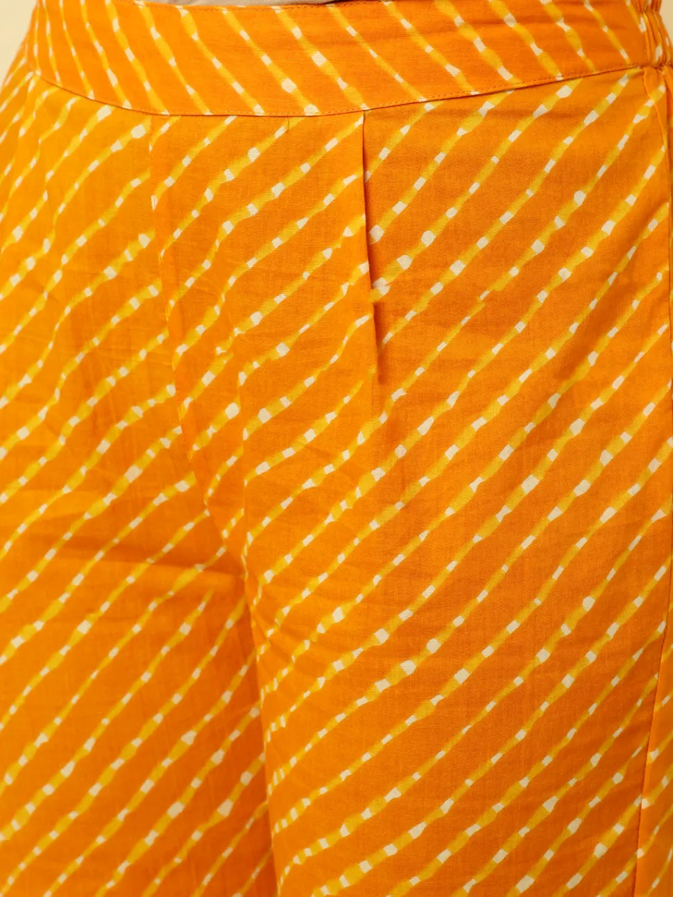 Jaipur Kurti Bandhani Angrakha Kurta With Leheriya Pants And Dupatta