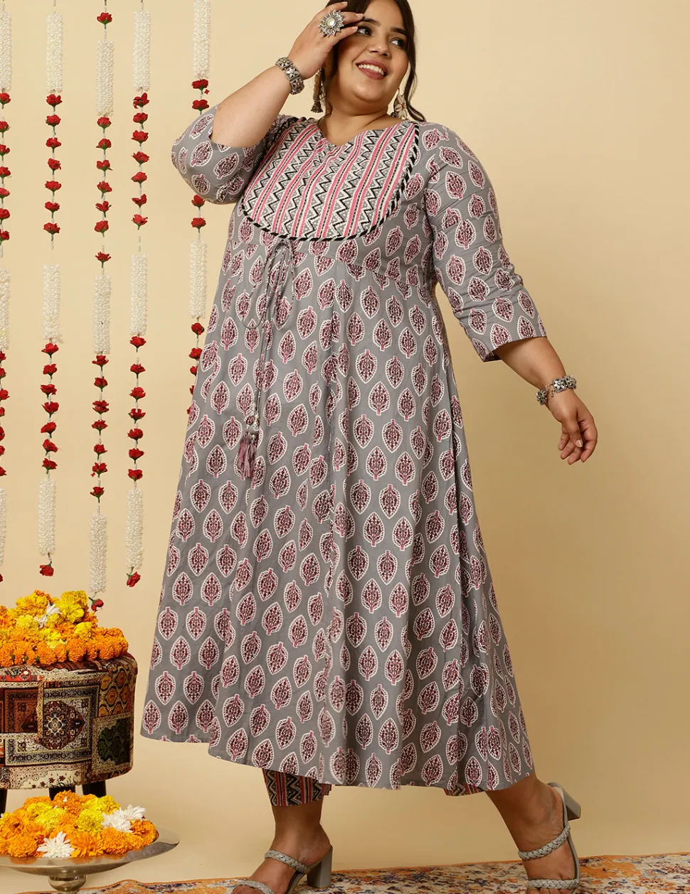 Jaipur Kurti Plus Size Grey Ethnic Printed Flared Kurta With Zig-Zag Printed Pants And Dupatta