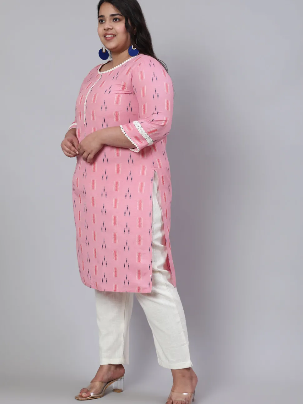 plus_size_pink_self_weaved_straight_kurta_with_offwhite_pants_5.webp Jaipur Kurti Plus Size Self Weaved Straight Kurta With Off-White Pants