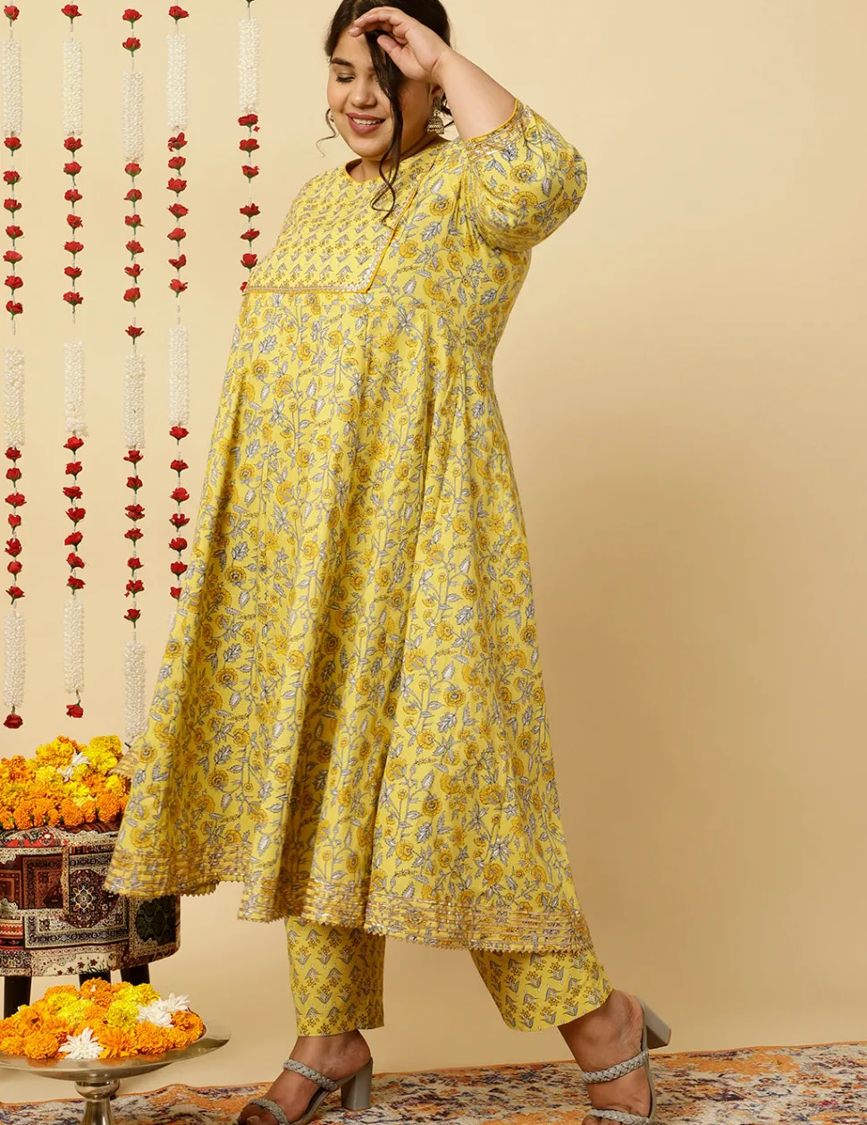 Jaipur Kurti Plus Size Ethnic Print Anarkali Kurta With Pants And Dupatta