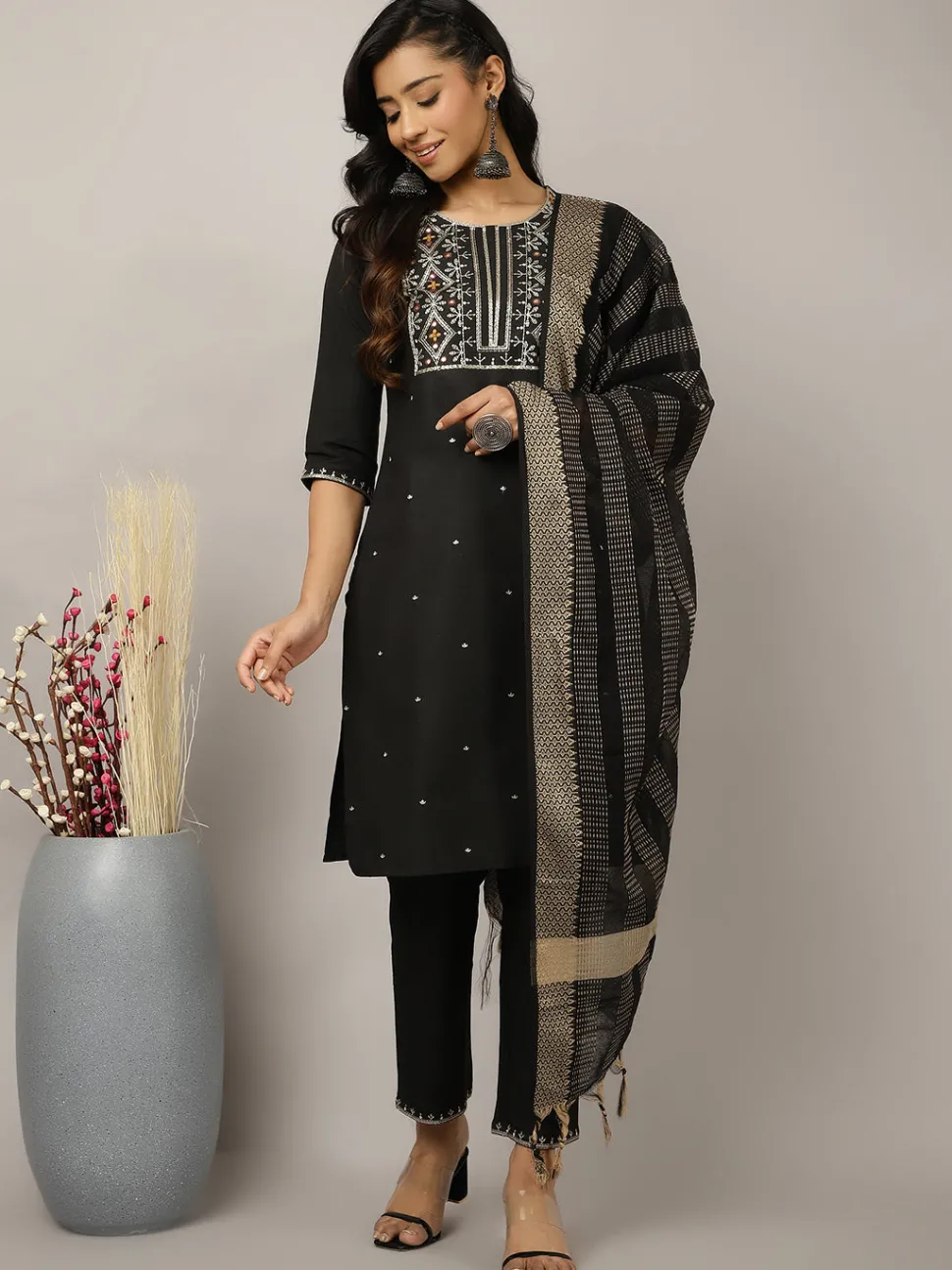 Jaipur Kurti Resham Embroidered Suit Set