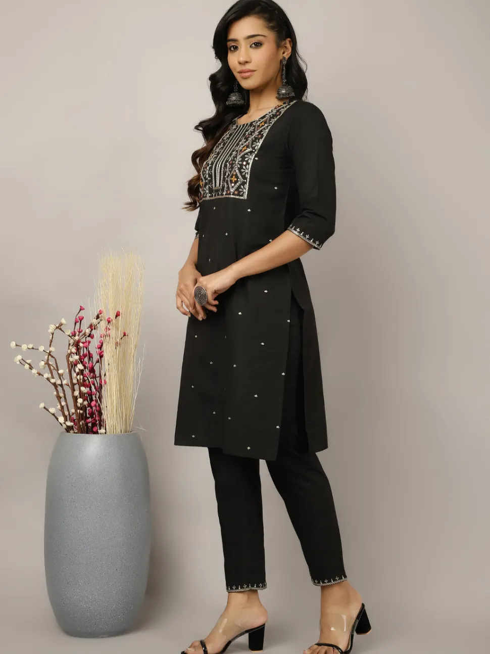 Jaipur Kurti Resham Embroidered Suit Set