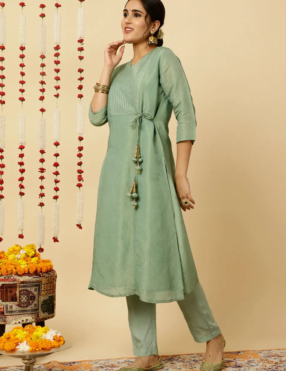 sea_green_aline_silk_kantha_work_kurta_with_pants_and_dupatta_3.webp Jaipur Kurti Sea Green A-line Silk Kantha Work Kurta With Pants And Dupatta
