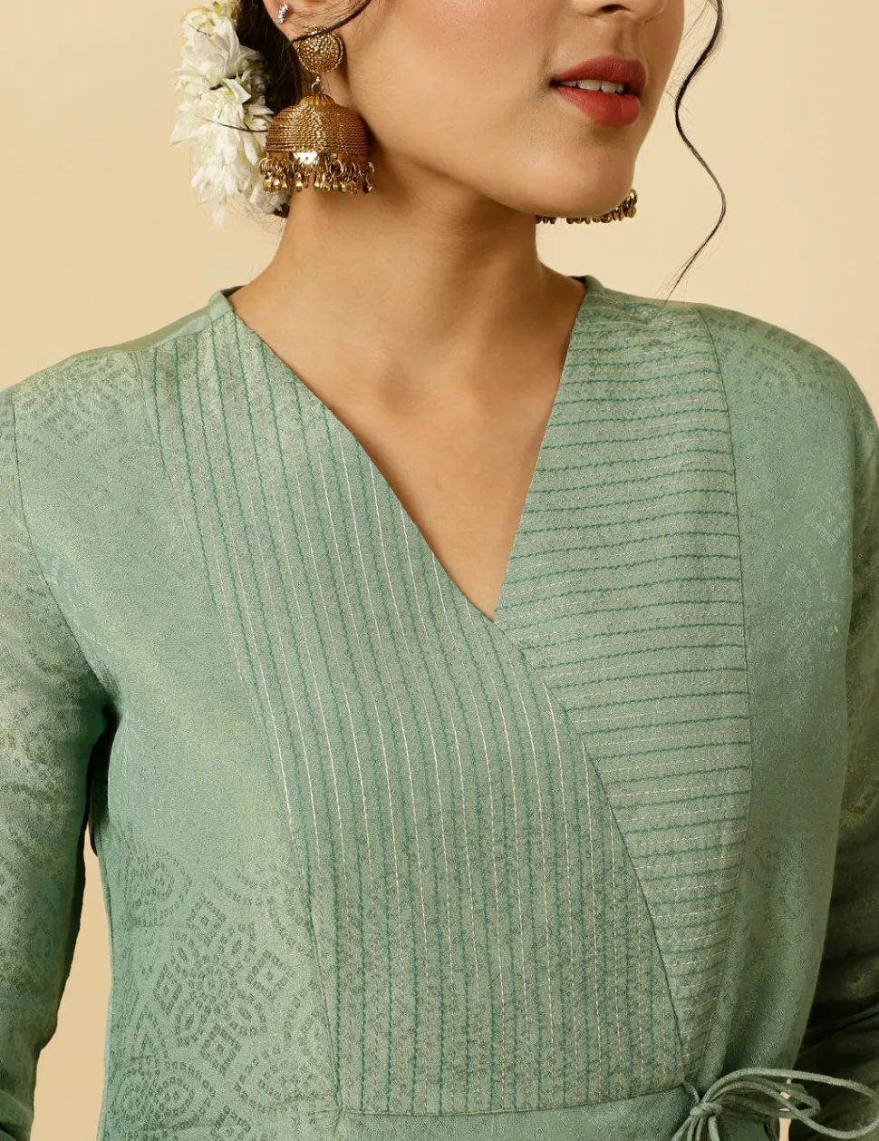 sea_green_aline_silk_kantha_work_kurta_with_pants_and_dupatta_6.webp Jaipur Kurti Sea Green A-line Silk Kantha Work Kurta With Pants And Dupatta