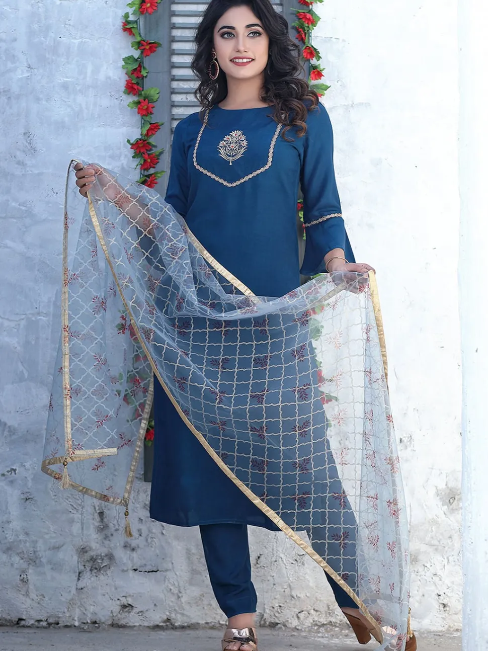 Jaipur Kurti Teal & Light Blue Embroidered Kurta with Pants & Net Dupatta