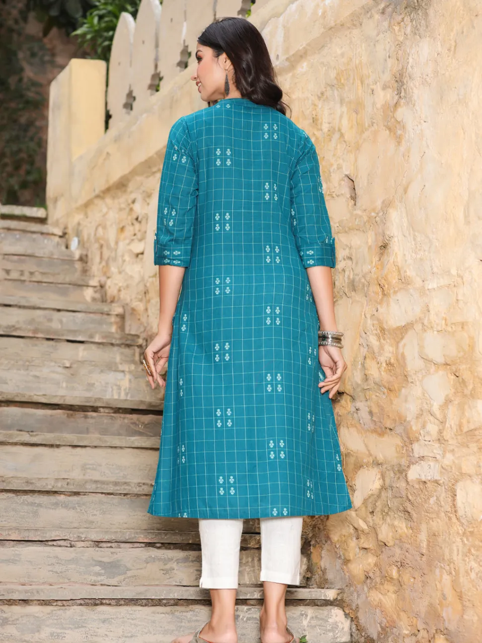 teal_blue_checks_cotton_flared_kurta_4.webp Jaipur Kurti Teal Blue Checks Cotton Flared Kurta