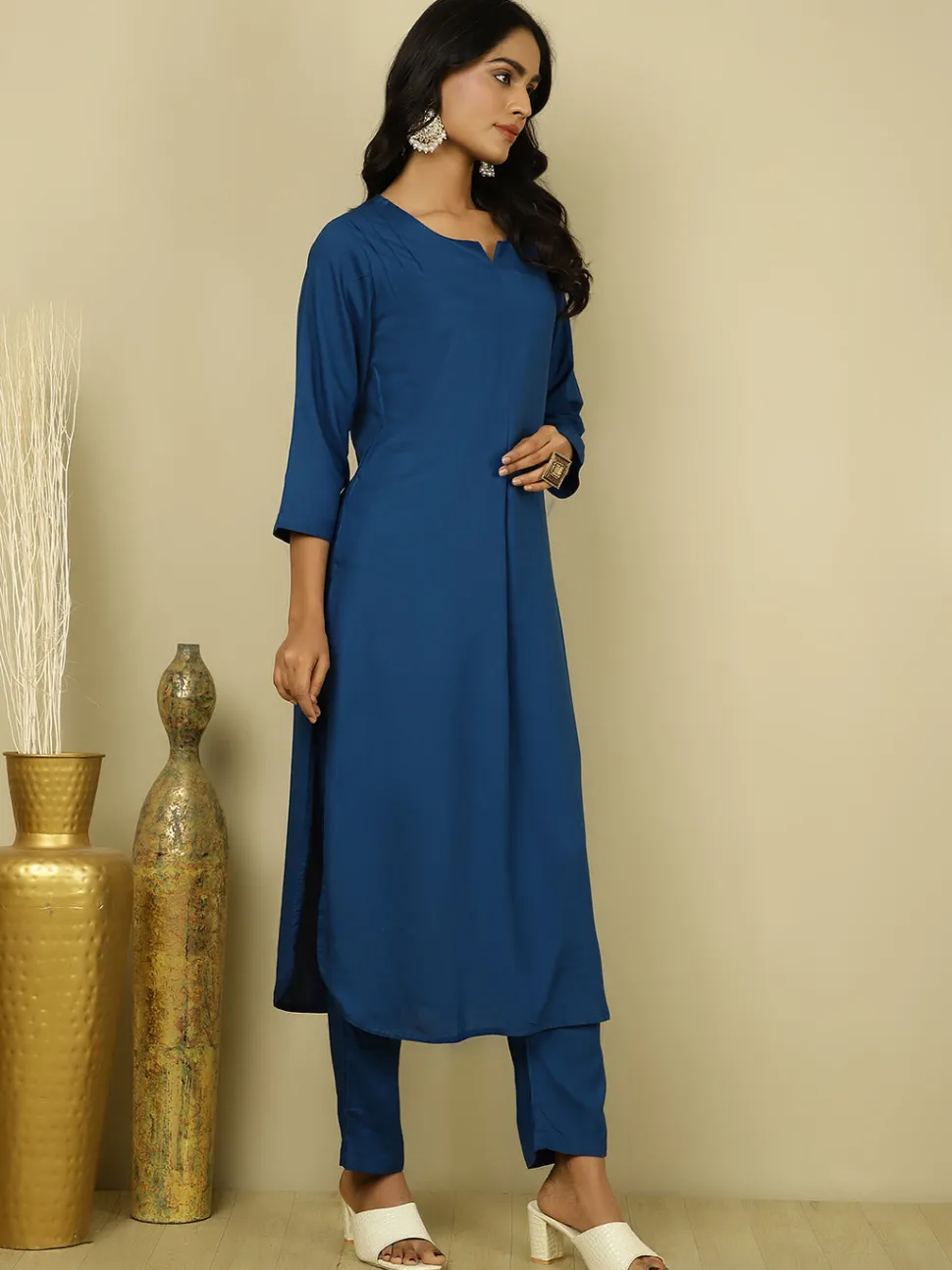 Jaipur Kurti Teal Blue Pleated Straight Kurta With Pants