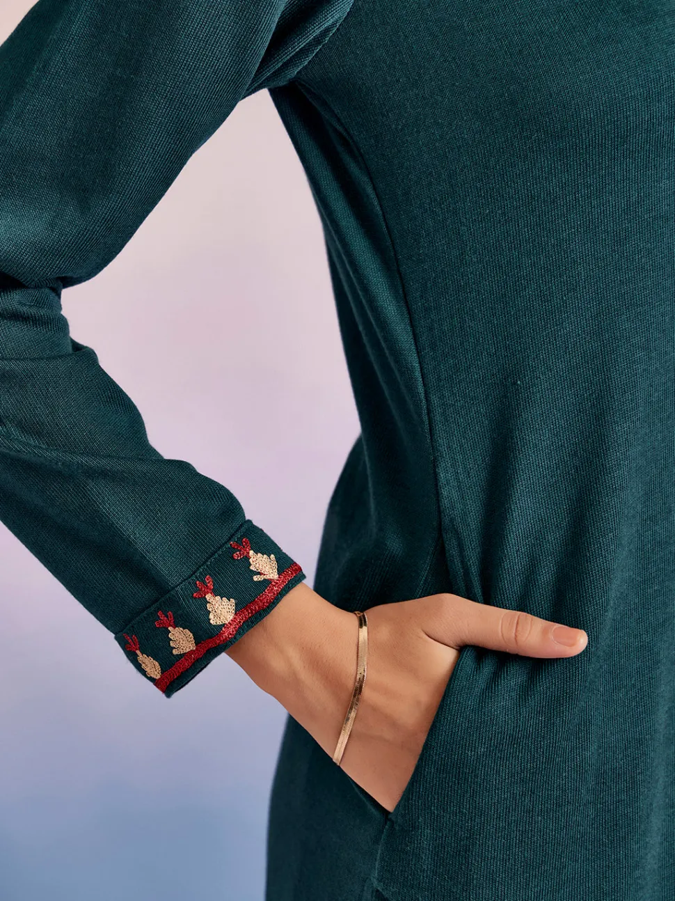 teal_embroidered_straight_woolen_kurta_5.webp Jaipur Kurti Embroidered Straight Woolen Kurta