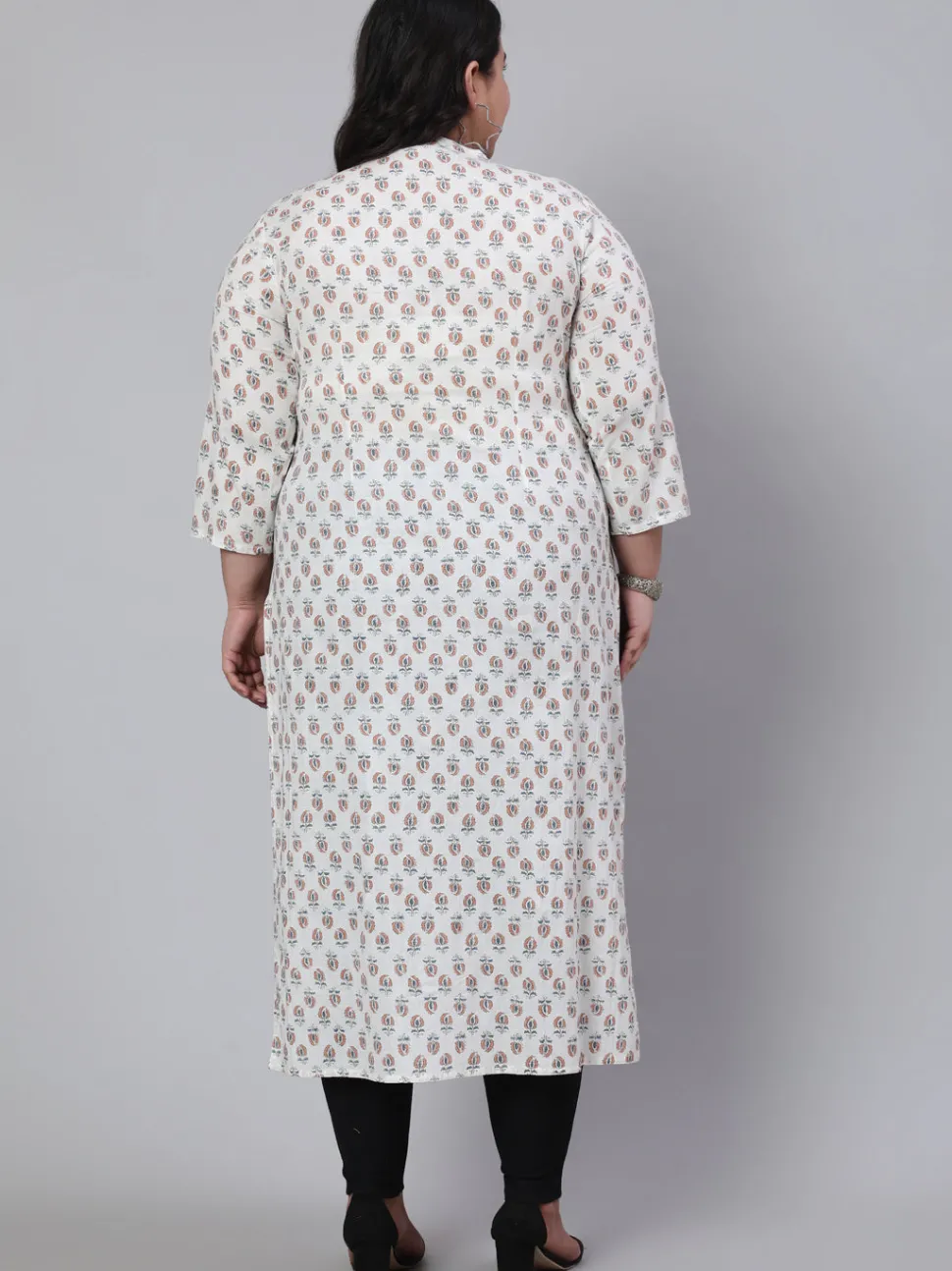 Jaipur Kurti White & Plus Size Straight Fit Cotton Embroidered Kurta