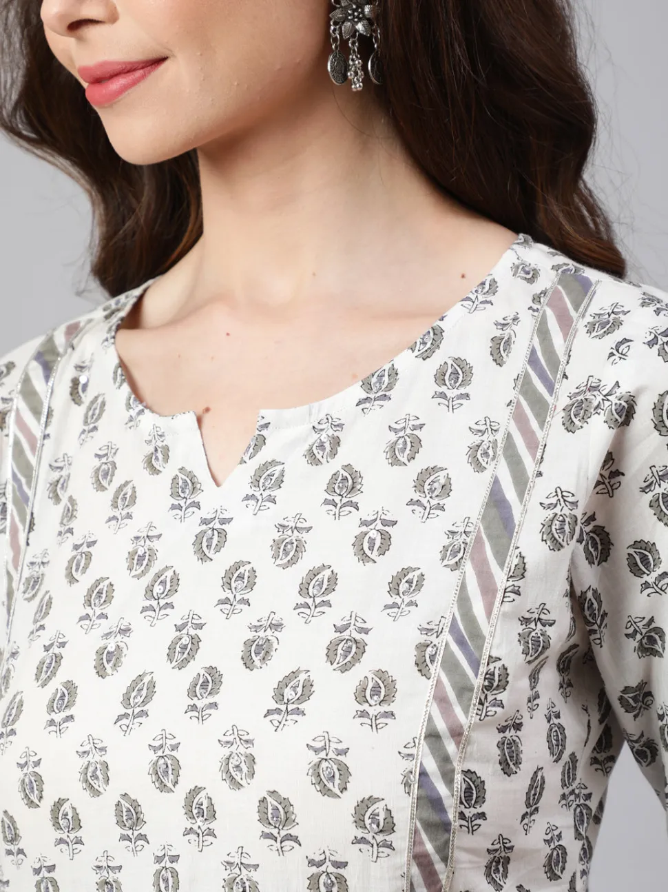 Jaipur Kurti White And Flared Cotton Embroidered Kurta With Printed Palazzo