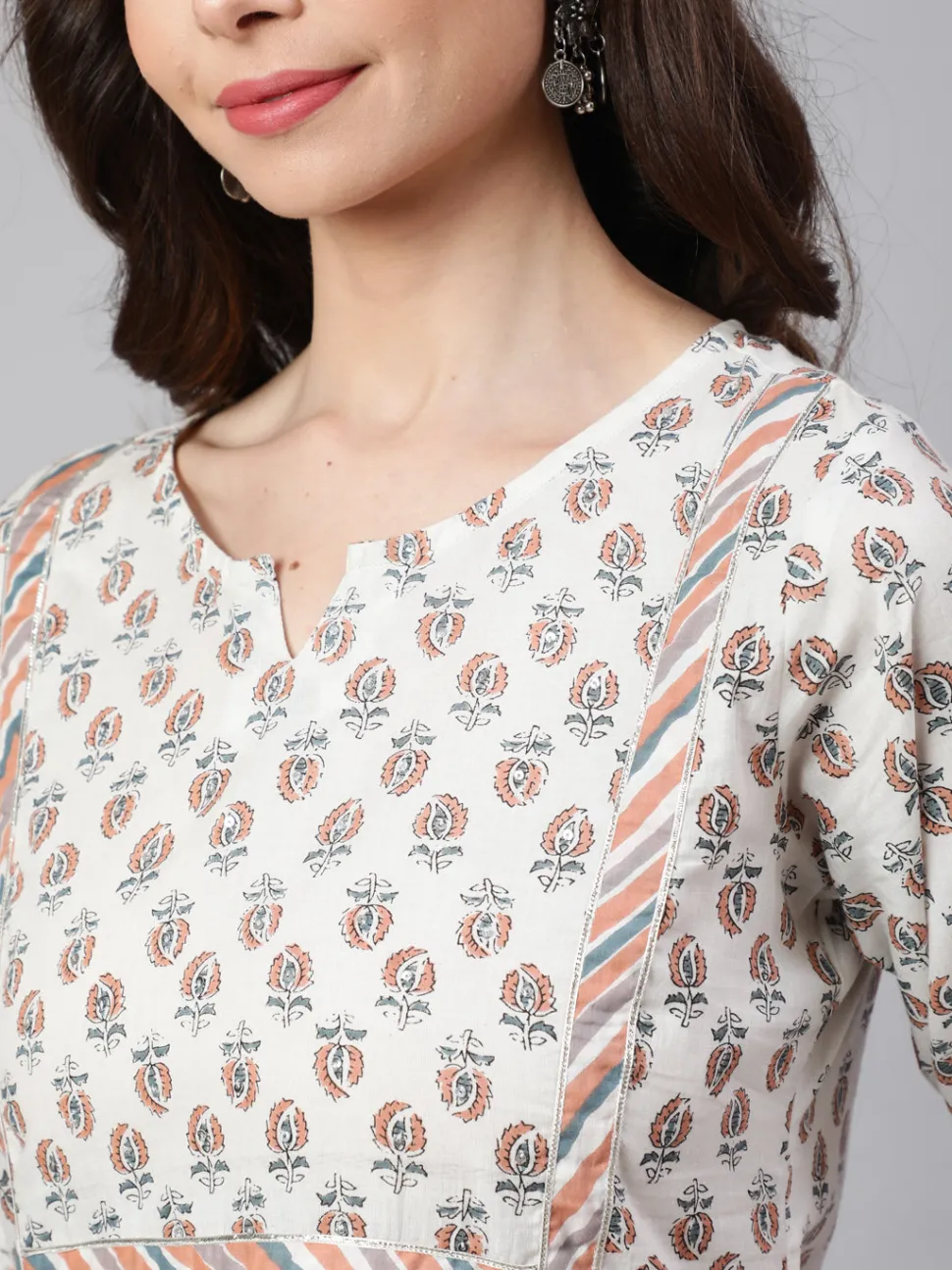Jaipur Kurti White And Flared Cotton Embroidered Kurta With Printed Palazzo