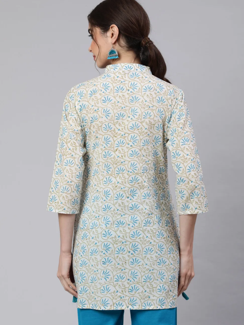 white_printed_cotton_straight_short_kurta_with_turquoise_pants_3.webp Jaipur Kurti White Printed Cotton Straight Short Kurta With Turquoise Pants