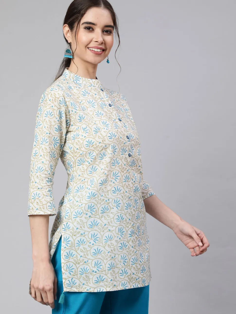 white_printed_cotton_straight_short_kurta_with_turquoise_pants_6.webp Jaipur Kurti White Printed Cotton Straight Short Kurta With Turquoise Pants