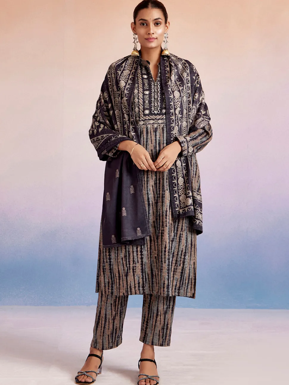 Jaipur Kurti Woolen Printed Kurta Set With Dupatta